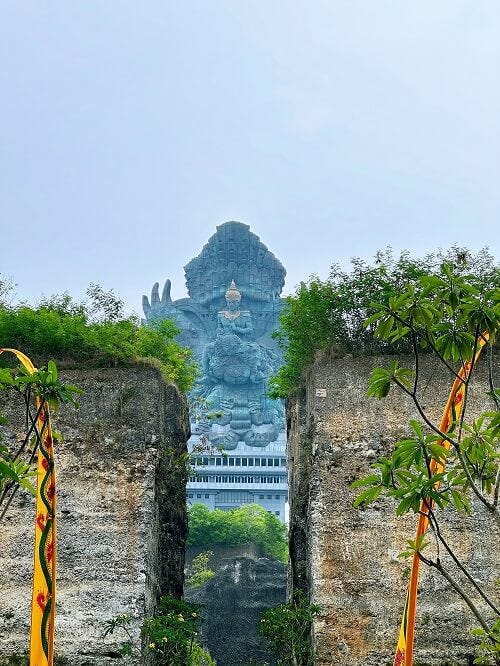 Views of the statue between the cliffs