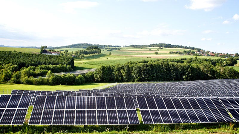 A solar farm in Bavaria, Germany (Flickr/ Windwärts Energie)