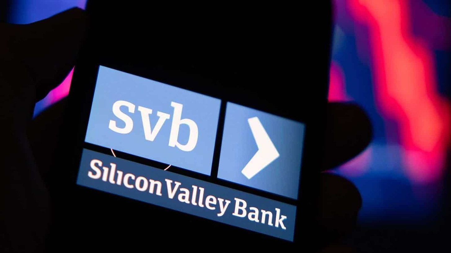 Peter Thiel Fund advises companies to exit Silicon Valley Bank | Mint