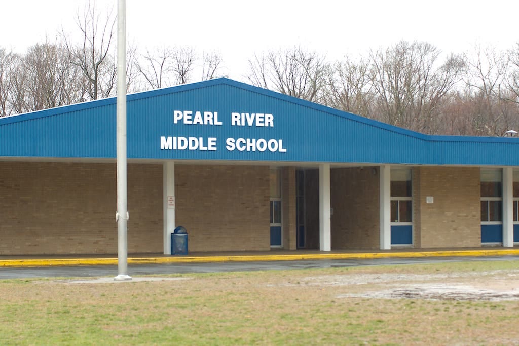 Pearl River Middle School Moves Up Start Time | Pearl River, NY Patch