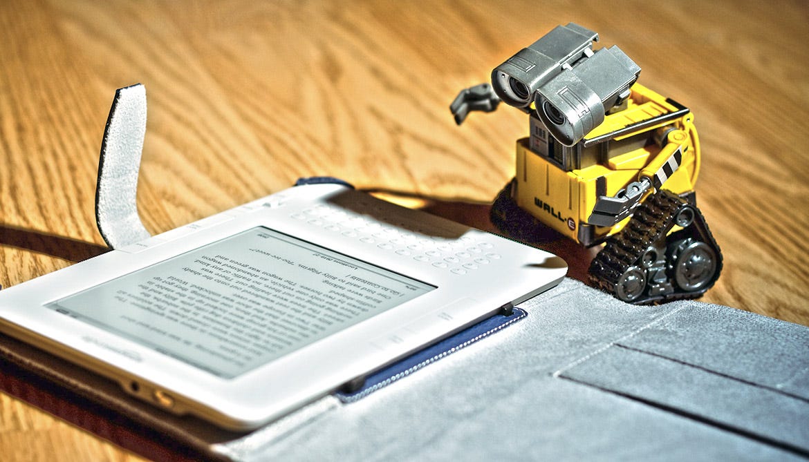 I guess it makes sense for a robot to read an e-book[401] - Futurity