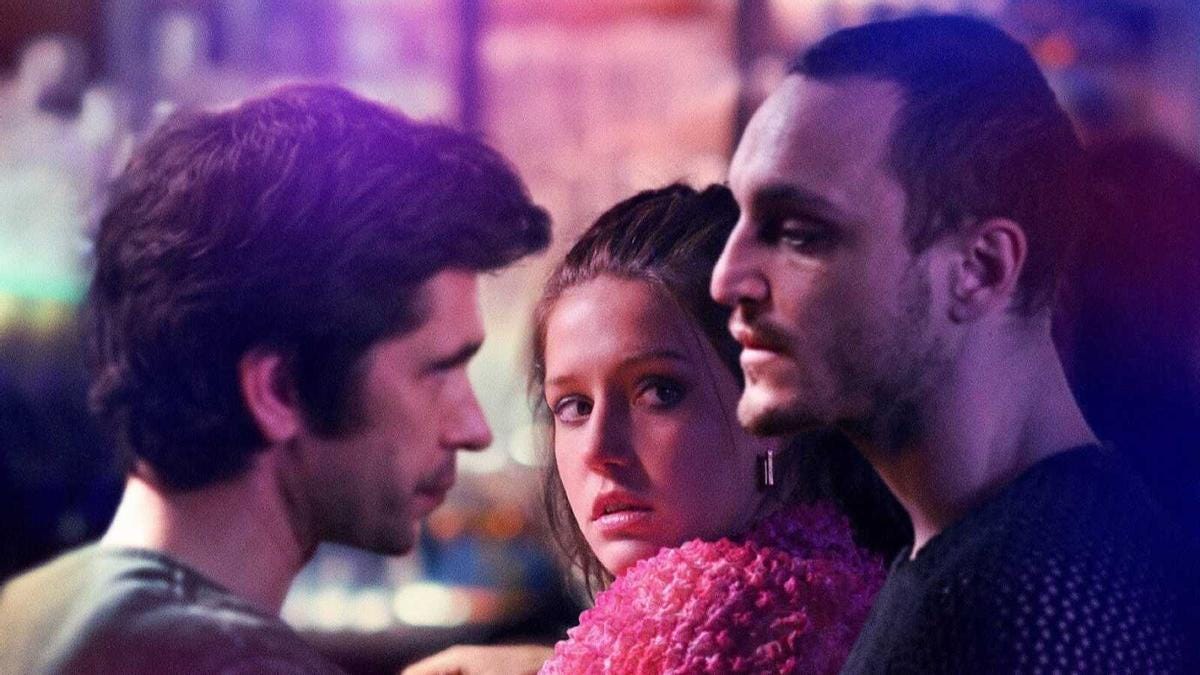Las críticas de cine de la semana: 'Passages', 'Me he tragado un  extraterrestre', 'The Equalizer 3' y 'Memoryland' | El Periódico de España