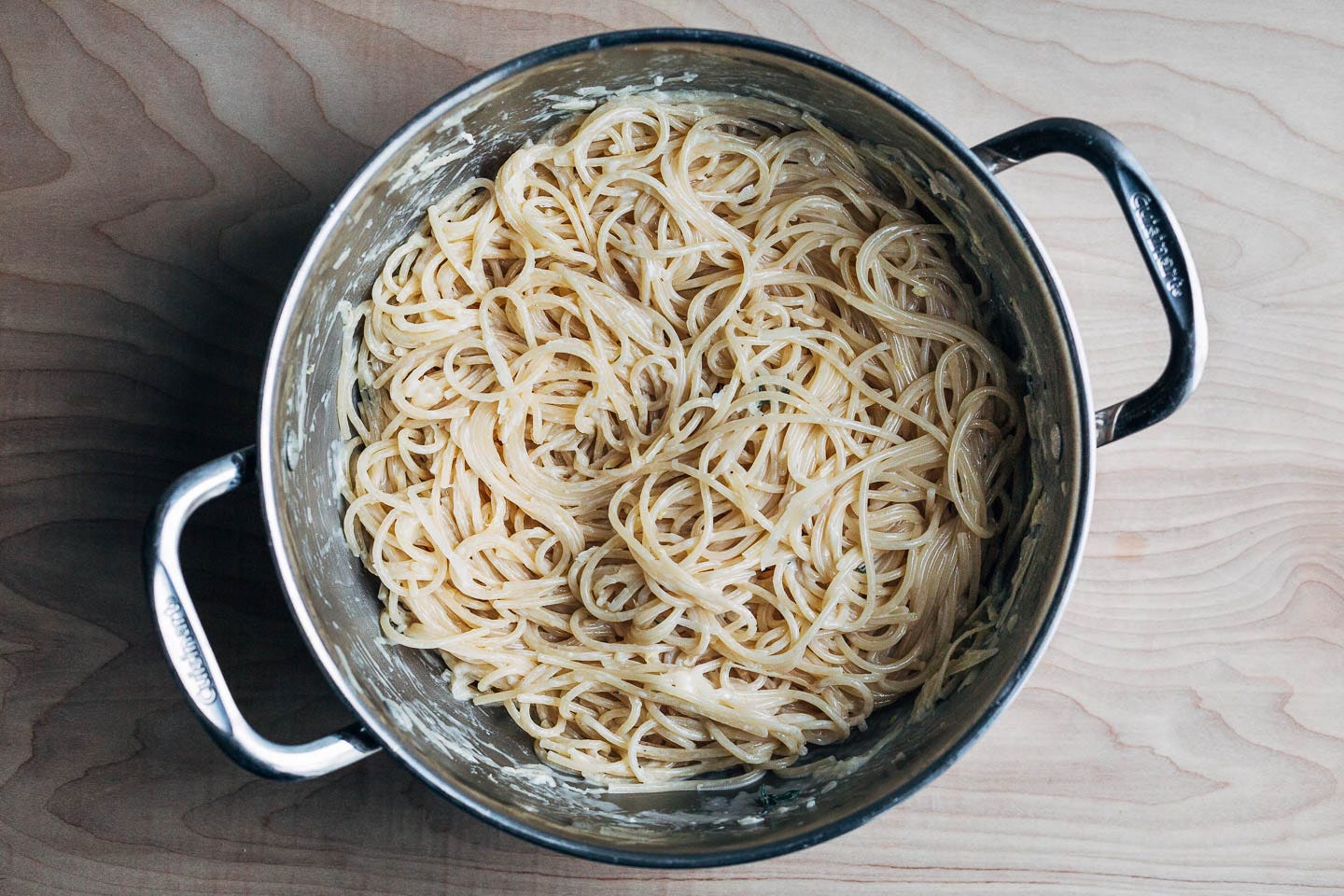 A pot with creamy pasta