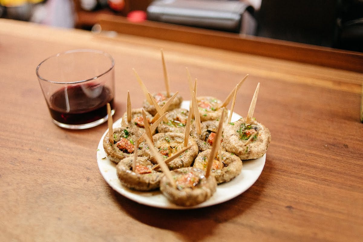 Grilled mushrooms in Calle Laurel Logroño