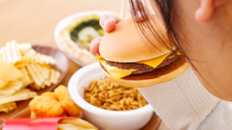 ultraprocessed food consumption mortality risks