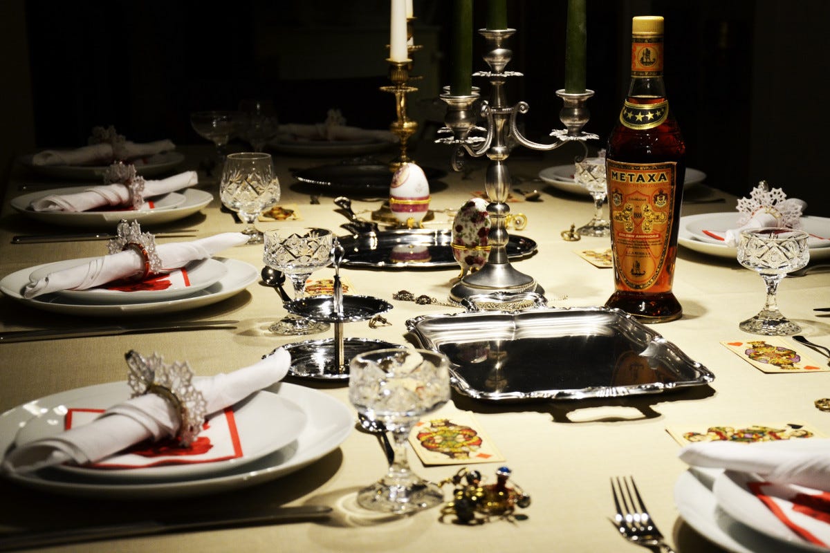 table, restaurant, decoration, meal, drink, design, dining, dinner, table setting, elegant, plates, dinner party, steampunk dinner