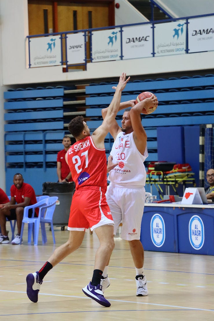 Omar Al Amri playing against Egypt in a friendly match