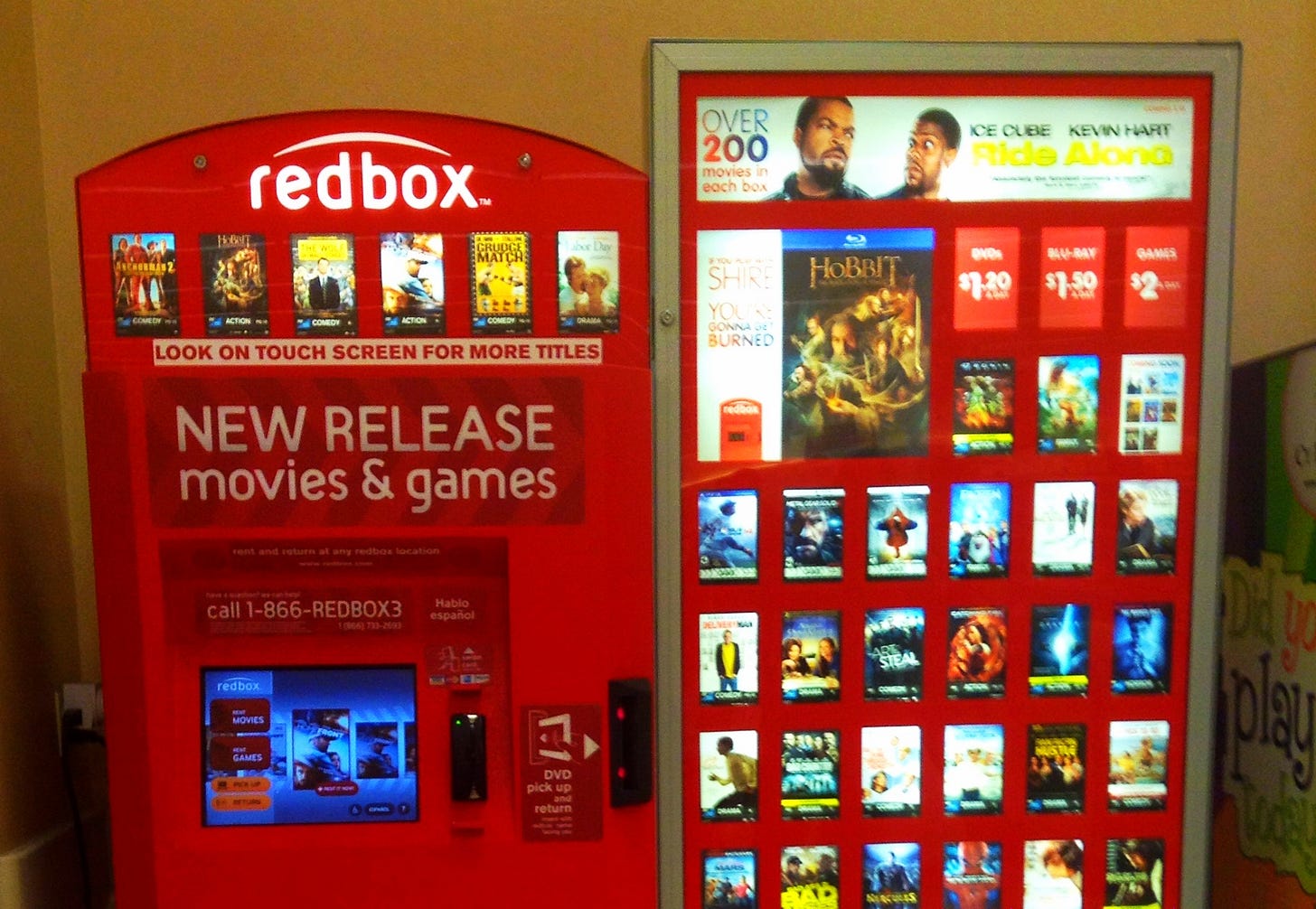 Výdejní automat na DVD Redbox