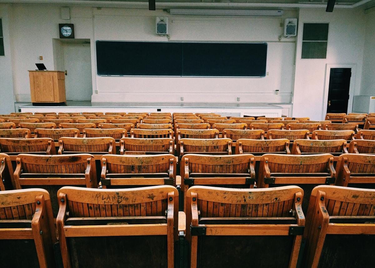 Reasons to Major in Film Studies - Owlcation