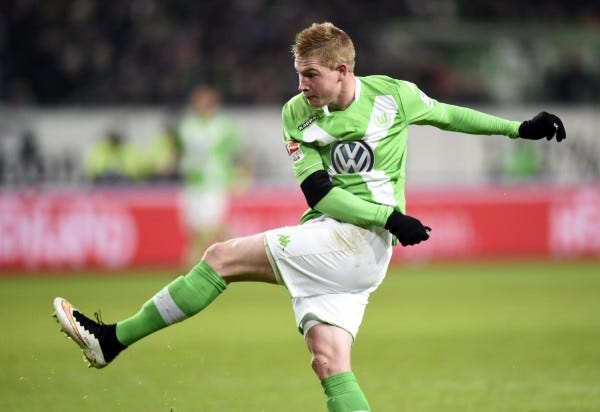 kevin de bruyne wins goal for wolfsburg soccer 2015