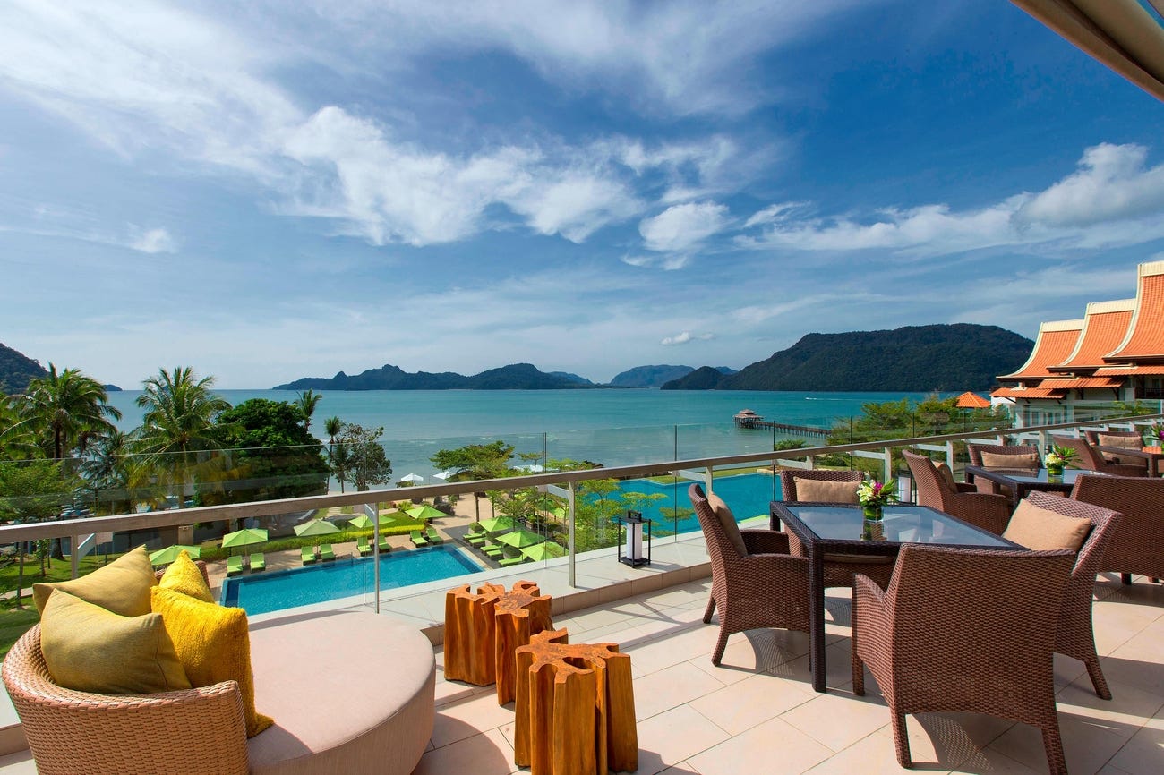 Breeze Lounge - Langkawi Beach Resort