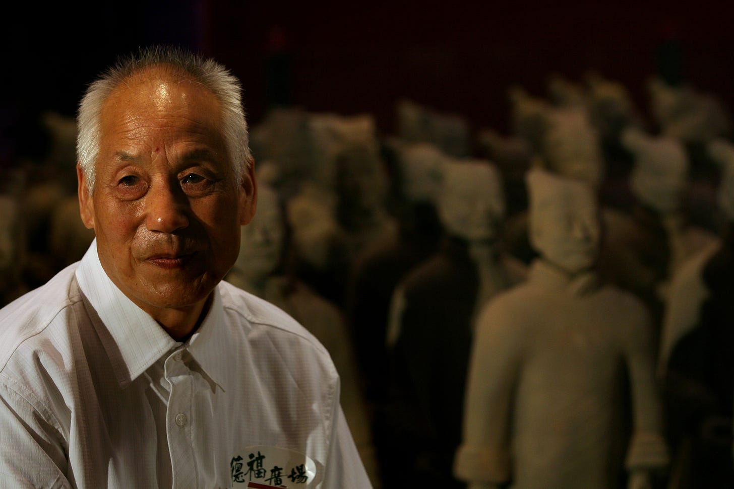 Yang Zhifa with the Terracotta Army