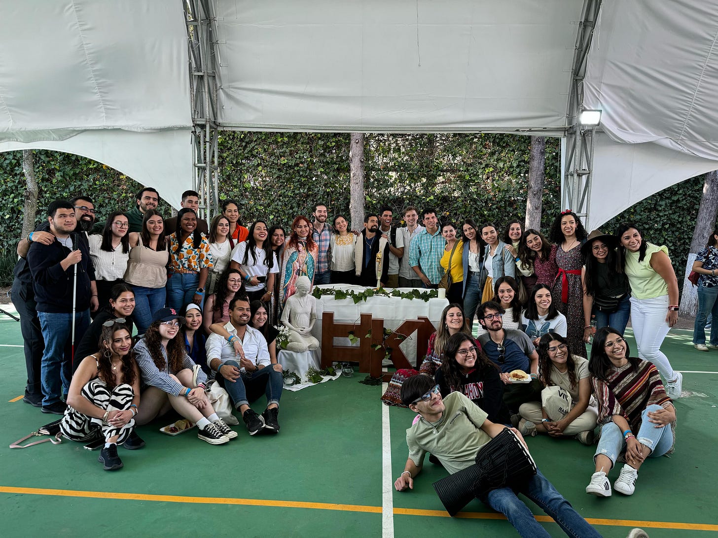 Hakuna Guadalajara family in Mexico City at the Hakuna All Meeting LATAM 2024