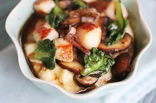 Simple Sauteed Bay Scallops with the mushroom-shallot balsamic butter sauce, Cook the Vineyard