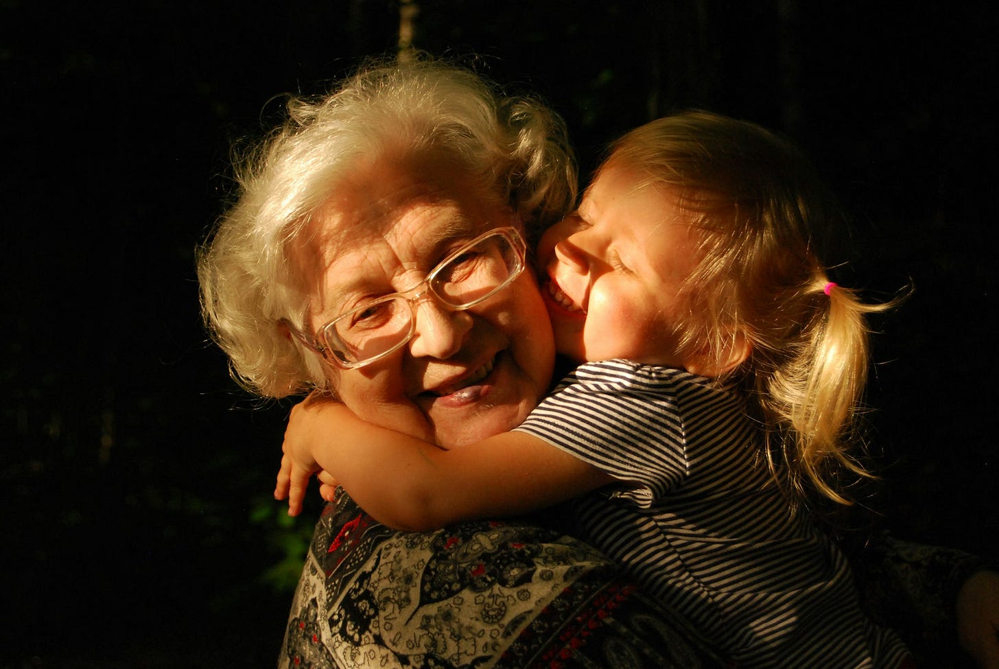 The Invaluable Benefits of Grandparents in Our Lives