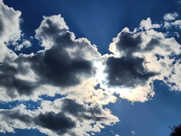 Clouds are seen in Western Australia on June 14, 2024. (Susan Mortimer/The Epoch Times)