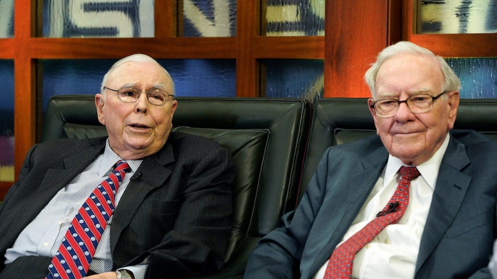 Charlie Munger, Warren Buffet's sidekick at Berkshire Hathaway, dies at 99  - ABC News