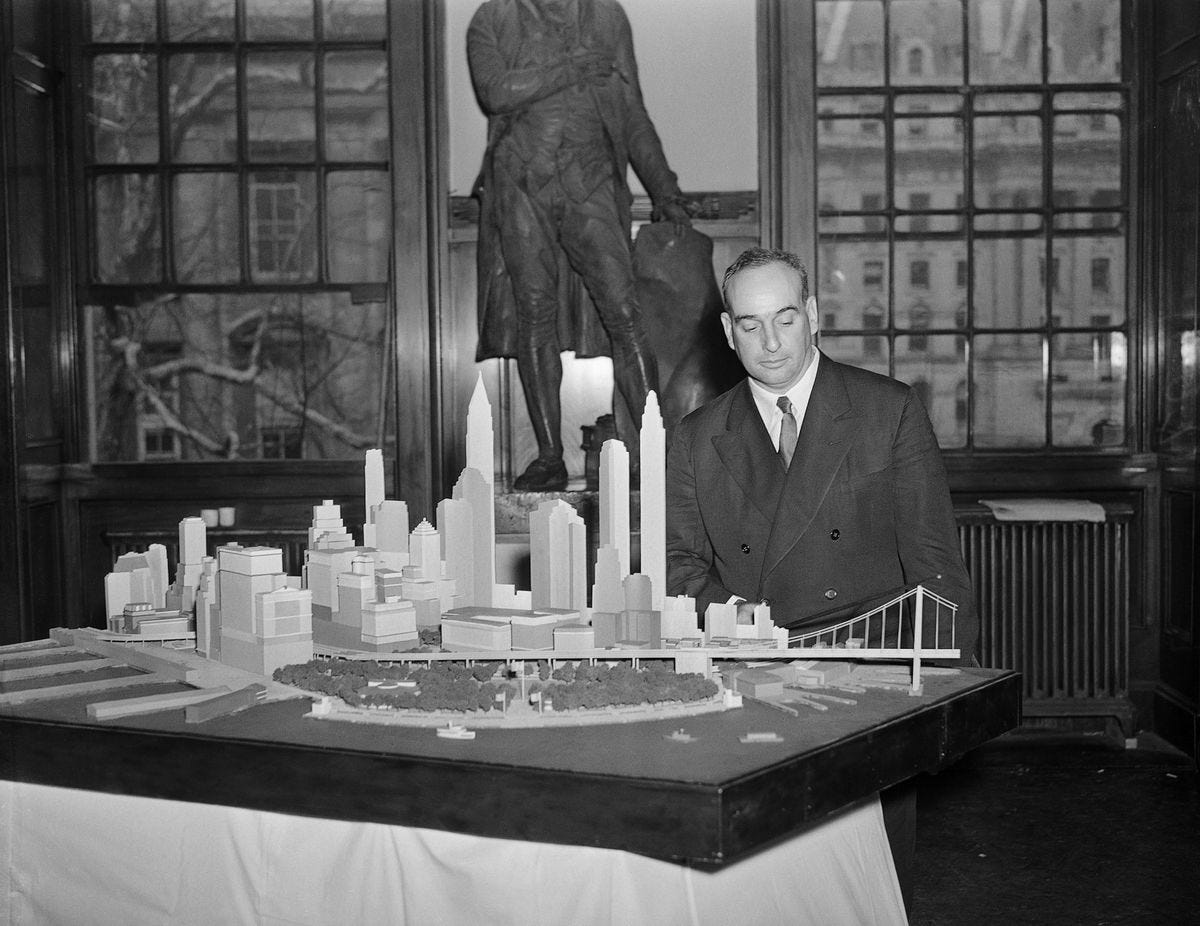 New Yorkers Still Love to Hate Robert Moses - Bloomberg