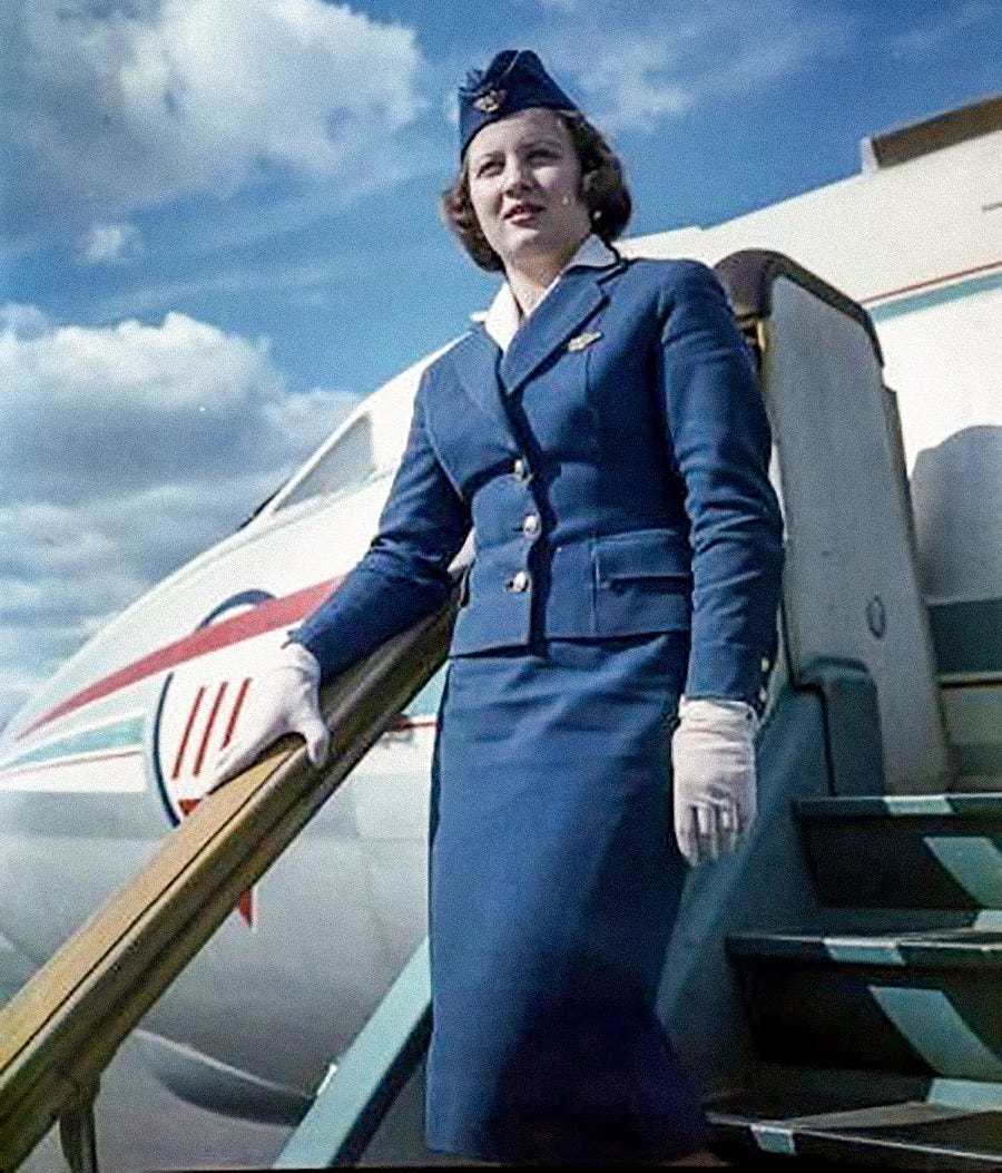 This is NOT what flight attendants dressed like in the USSR - Russia Beyond