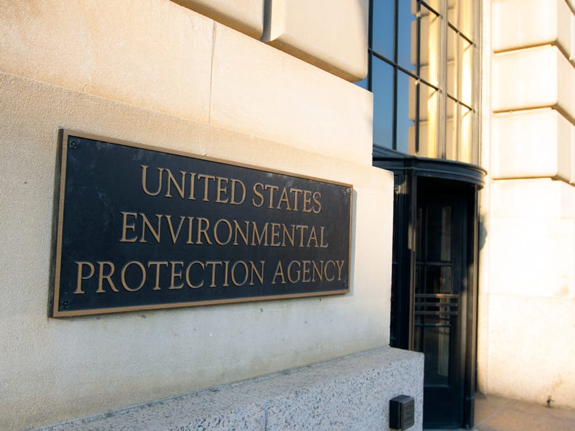 Leave EPA Now or Wait It Out? That's the Question Staffers Face - Eos