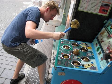 Whack A Mole Fever | Tom playing Korean Whack a Mole in Insa… | Flickr