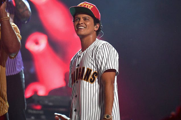 bruno mars donates to water flint michigan