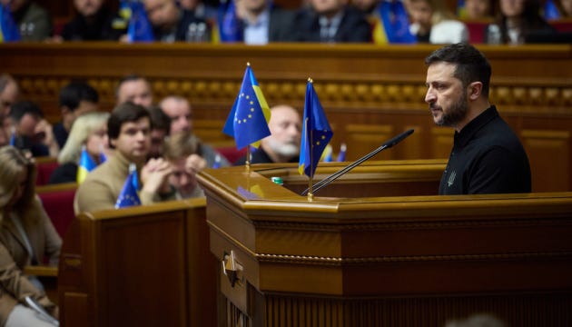 Zelensky unveils 'resilience plan': 'We will not give up our rights to our territory'