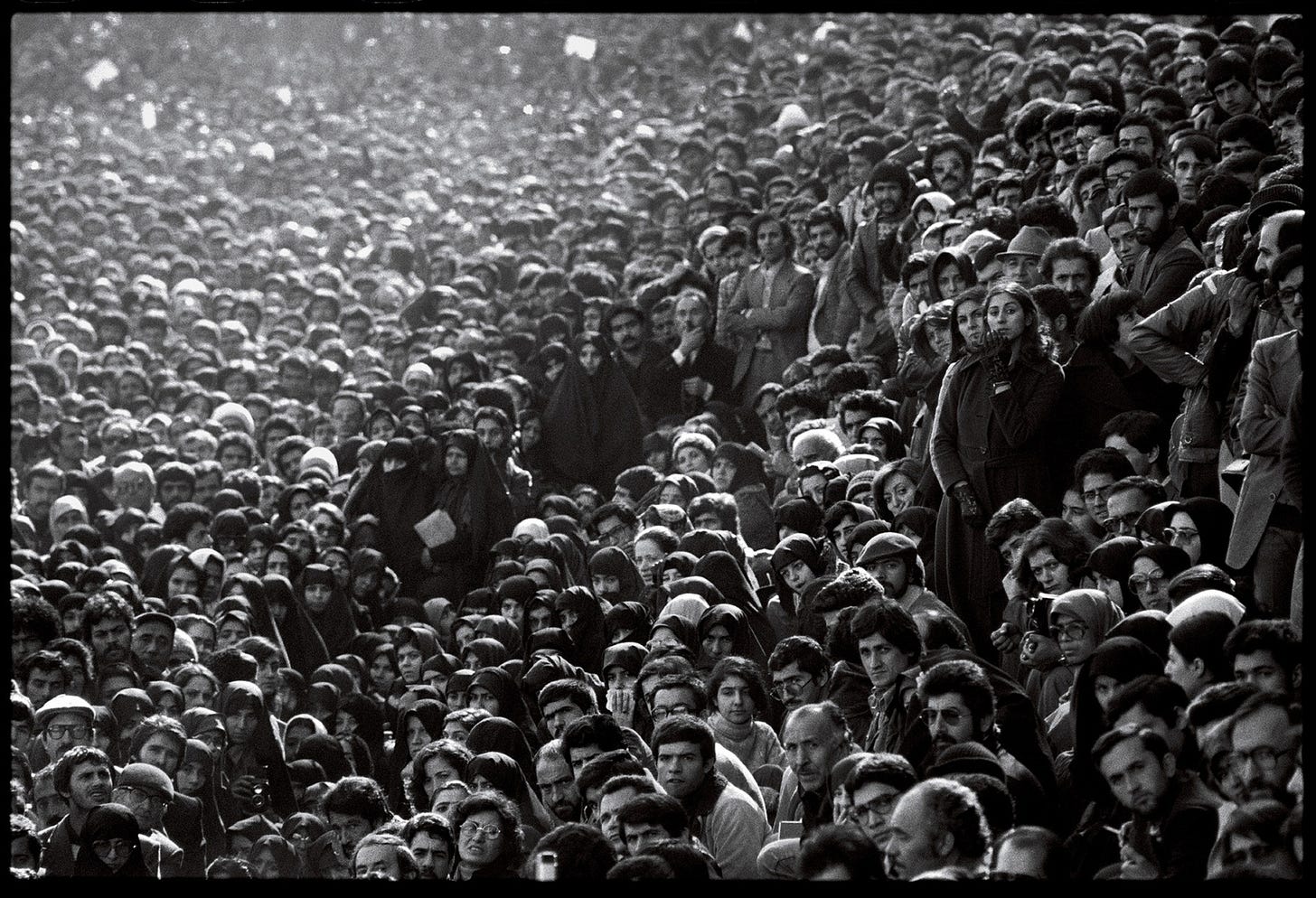 44 Days: the Iranian Revolution::David Burnett | Photographer