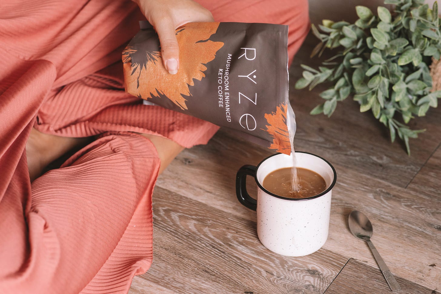 Try It Out : RYZE Mushroom Coffee | By Lexi Reich • YOGA + Life® Magazines