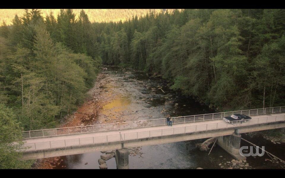 Last SPN scene on bridge with Impala