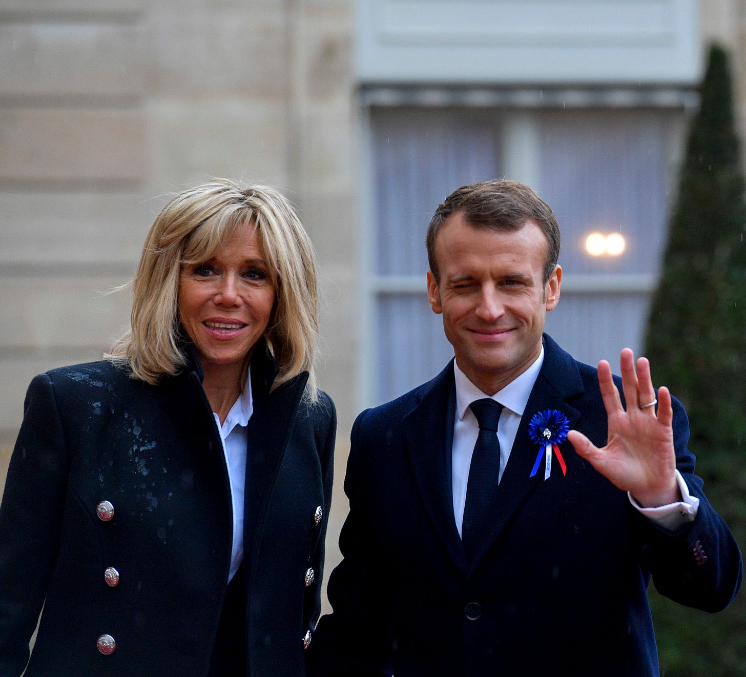 File:Brigitte Macron and Emmanuel Macron - November 2018 (1541931666)  (cropped).jpg - Wikimedia Commons