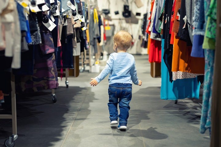5 Awesome Reasons to Buy Used Children's Clothing
