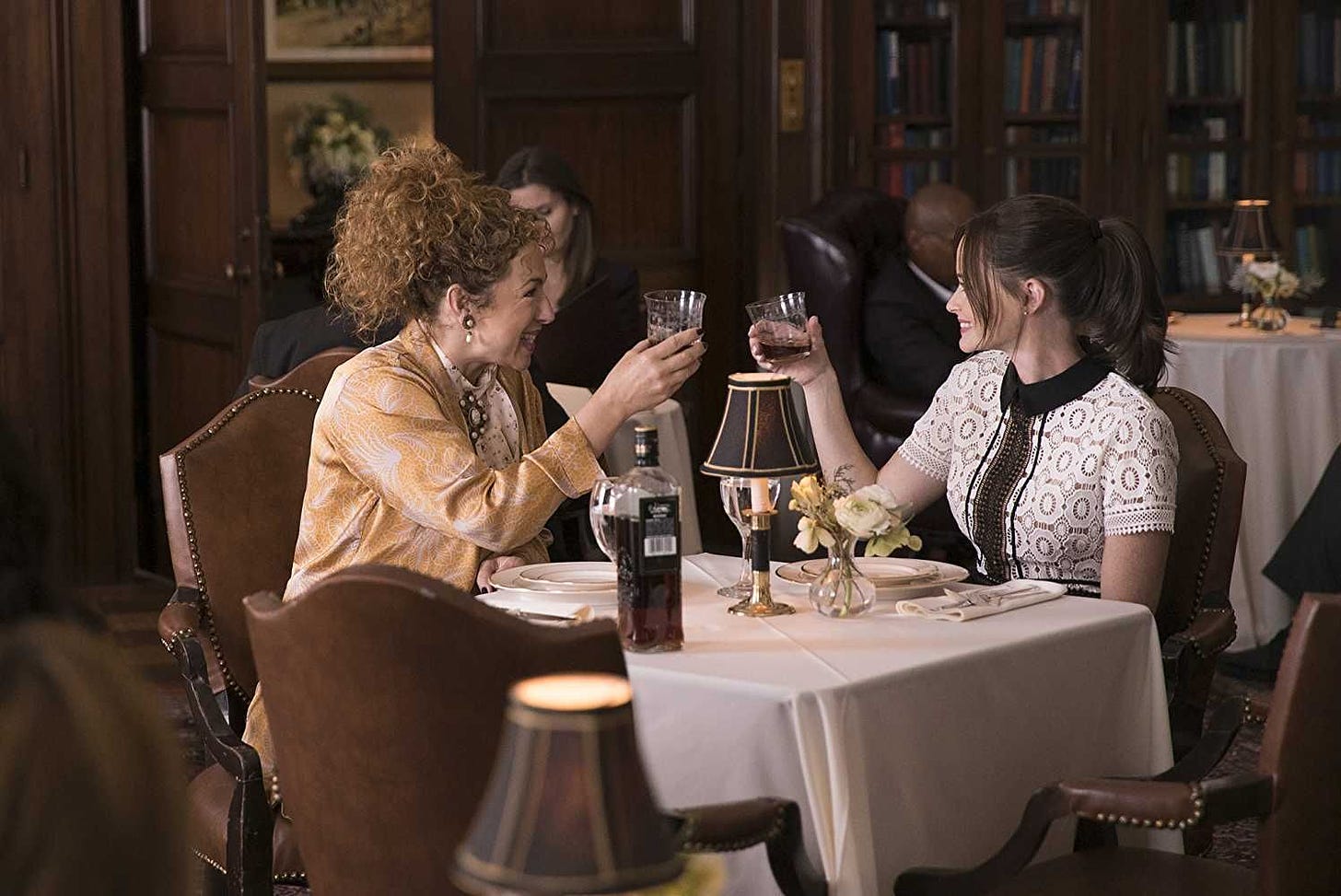 Naomi Shropshire (Alex Kingston), Rory Gilmore (Alexis Bledel ...