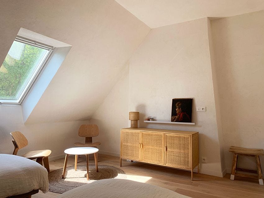 La Maison Vivante, yoga and wellness retreat center in the Perche region, France