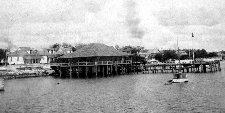 The Biscayne Bay Yacht Club in downtown Miami in 1910.