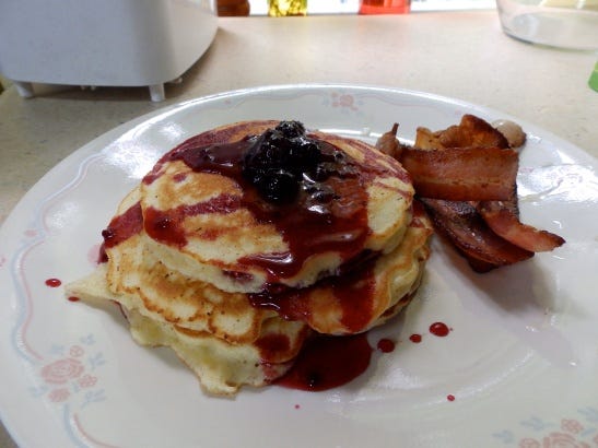 pancakes with fruit syrup 