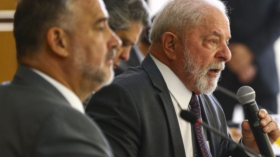Governo Lula usa tragédia no RS para perseguir críticos e políticos de oposição