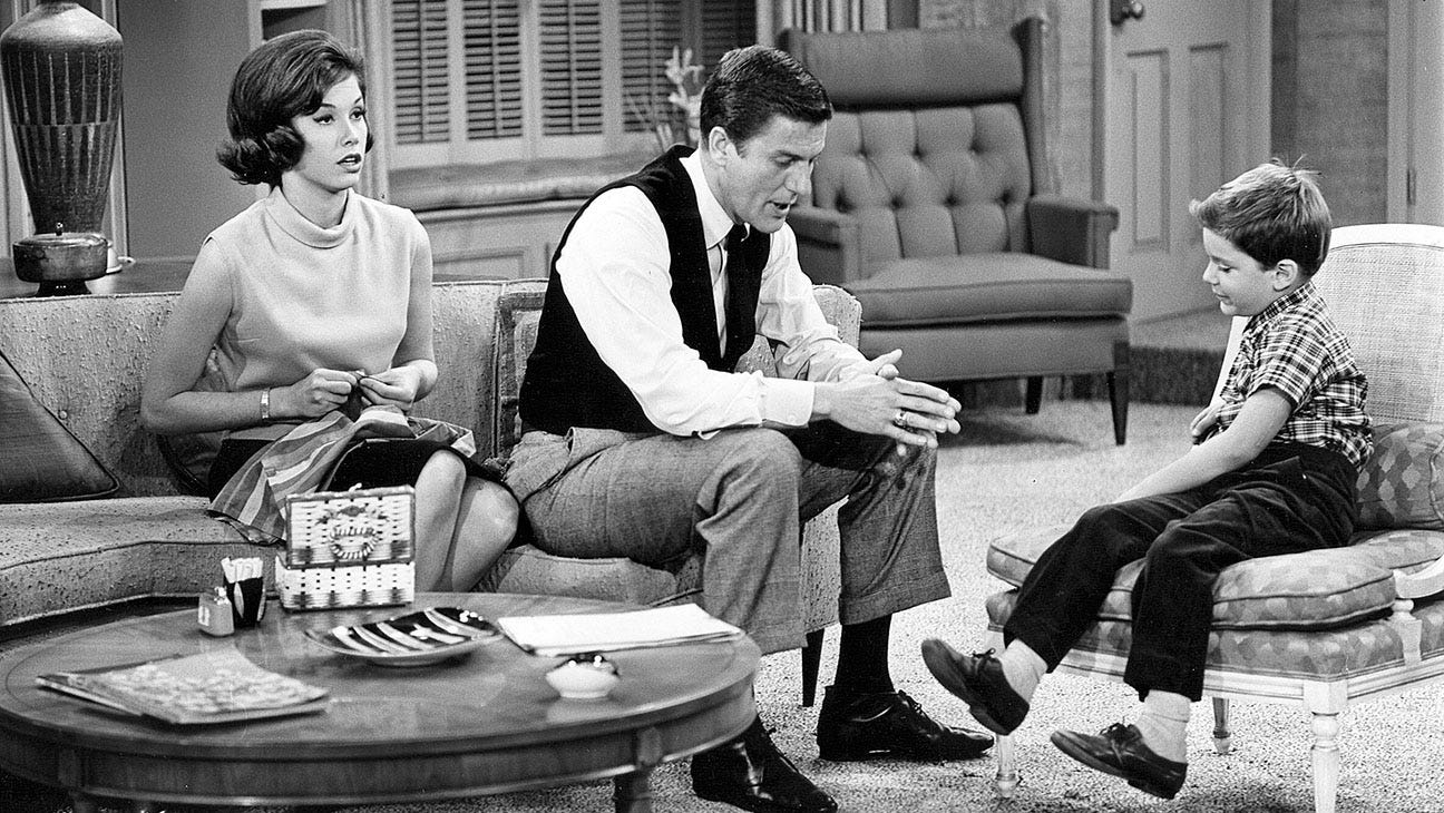 The Dick Van Dyke Show' Review: First Episode I 1961 – The Hollywood  Reporter