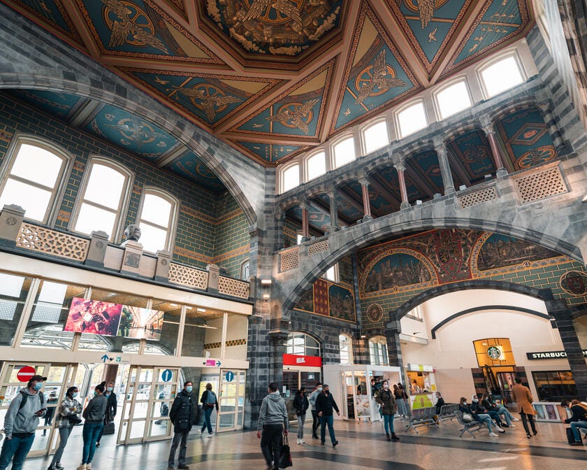 Gent-Sint-Pieters station, the hub of Ghent | Visit Gent