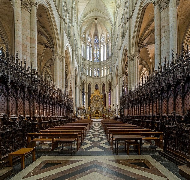 File:Amiens Cathedral Choir, Picardy, France - Diliff.jpg