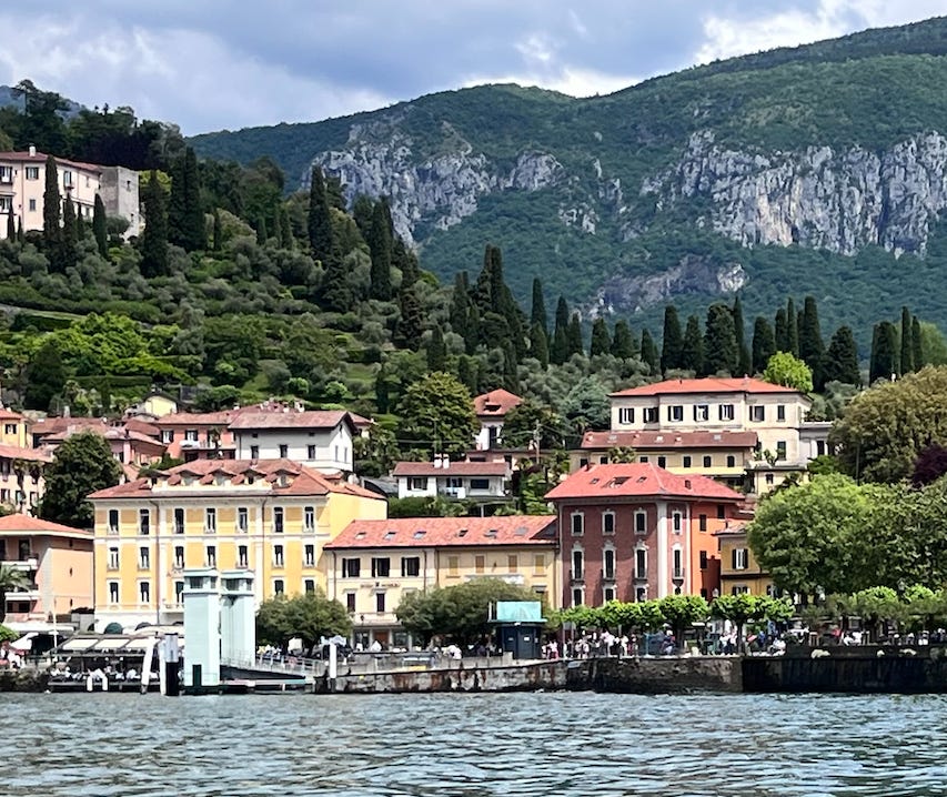 A view of the shoreline of Bellagio