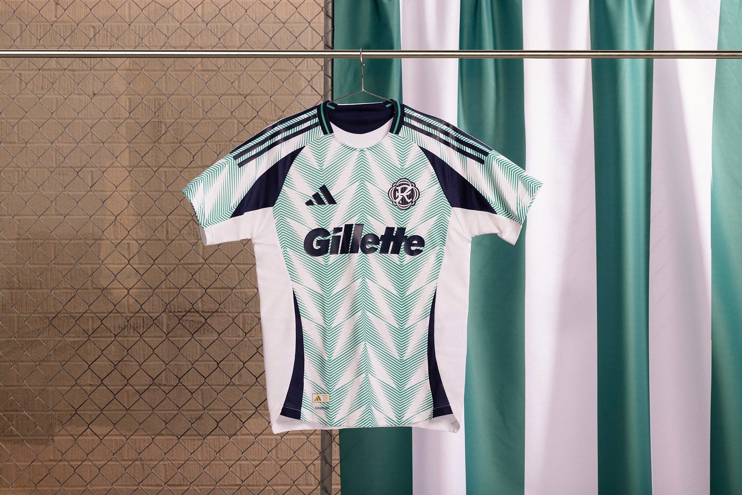Revolution's Eastern White Pine kit - Detail (2).jpg