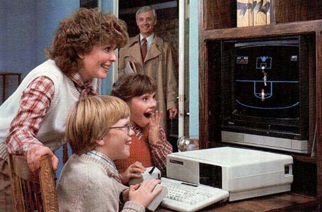 r/vintagecomputing - Vintage computer ads that show how far we’ve progressed, 1970-1990 - Rare Historical Photos