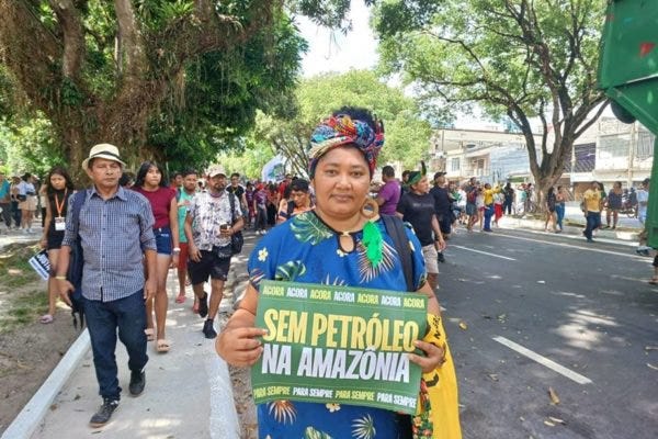 Cúpula: indígenas e movimentos sociais marcham em defesa da Amazônia |  Metrópoles