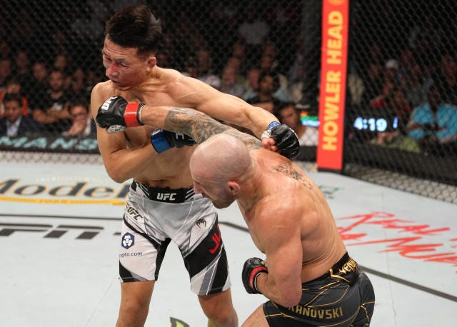 UFC 273: Alexander Volkanovski dominates Chan Sung Jung