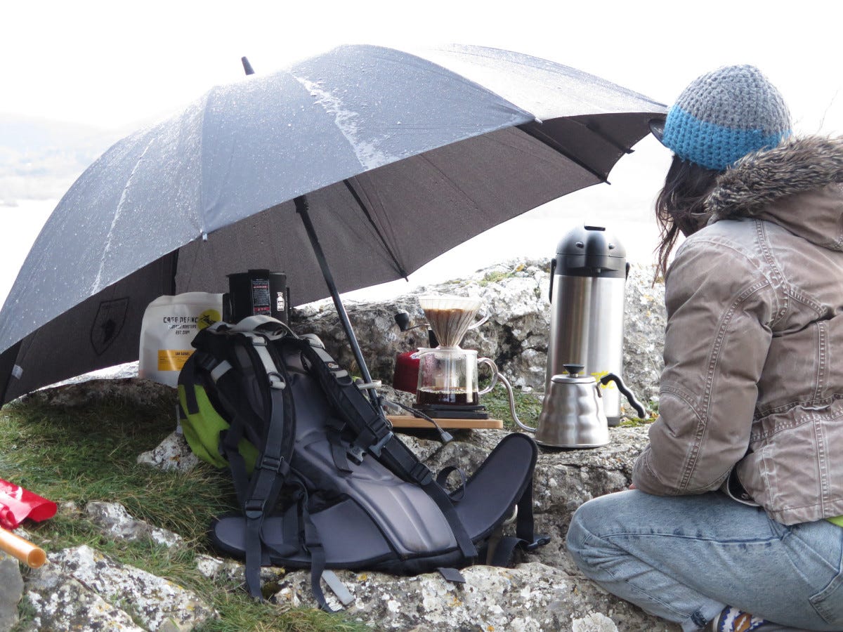 Cómo hacer un café en el aire libre. Amatter Coffee en el Embalse de Ullíbarri-Gamboa. Foto: Eduardo Azcona