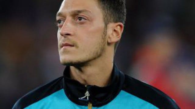 Mesut Ozil rules out Arsenal exit and talks about dressing room influence 2016 images