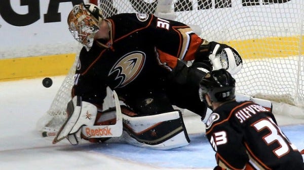 ducks frederik andersen great goalie in stanley cup playoffs 2015 flames