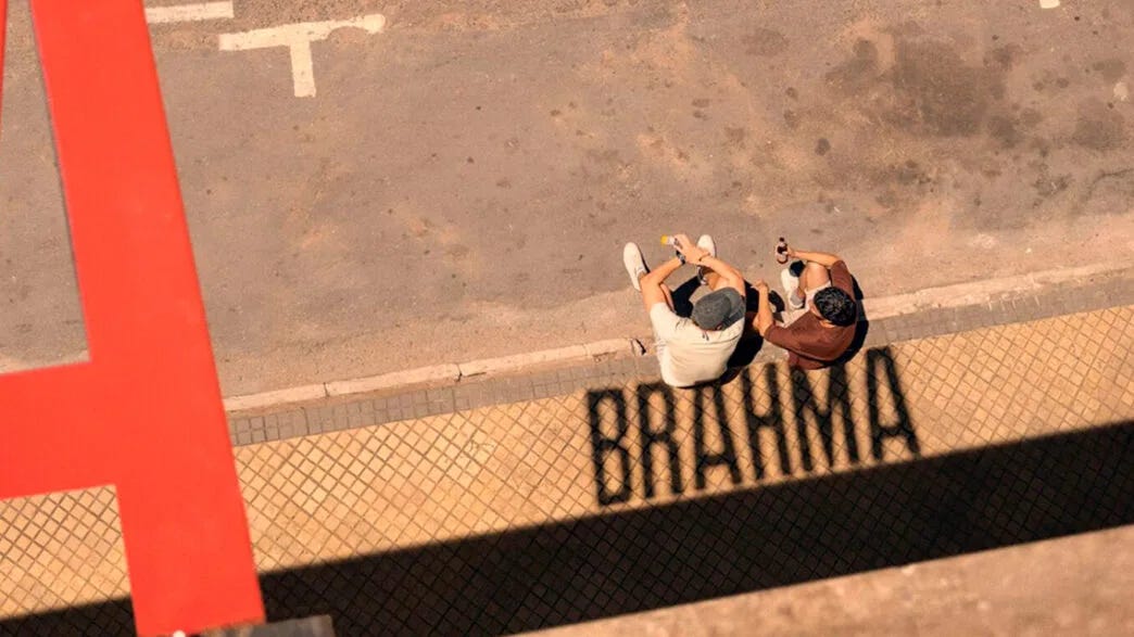Brahma aproveita calor intenso para criar publicidades em espaços com  sombra no Paraguai - Promoview - Insights sobre Brand Experience