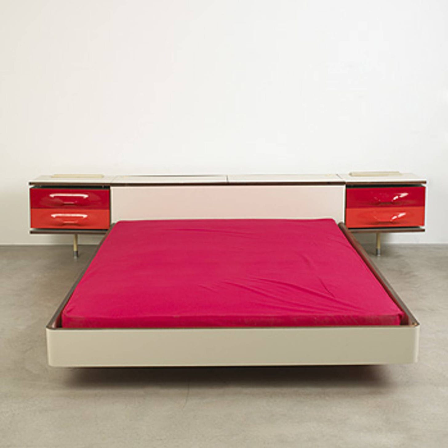 497: RAYMOND LOEWY, DF-2000 bed < Modernist 20th Century, 22 May 2005 <  Auctions | Wright: Auctions of Art and Design